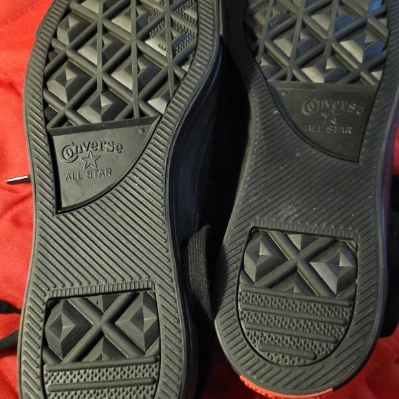 Blk UNion Jack Converse High Tops - Picture 5 of 8